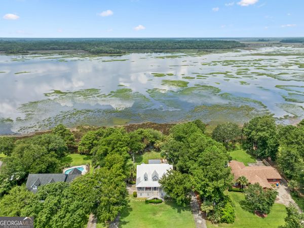 303 River Ridge Road, Brunswick, GA 31523