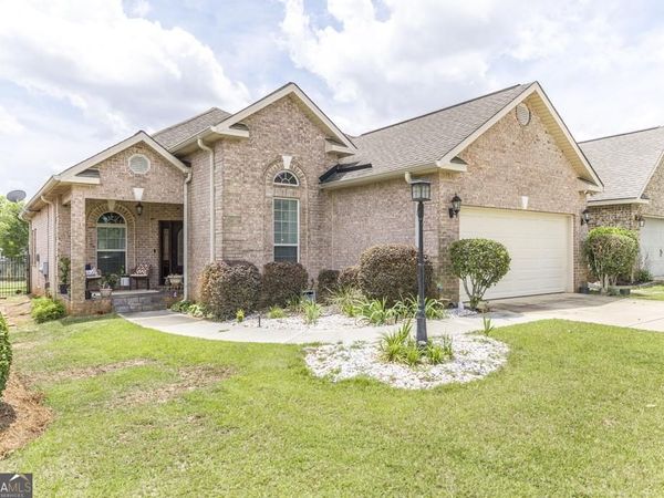 504 Eagle Springs Drive, Centerville, GA 31028