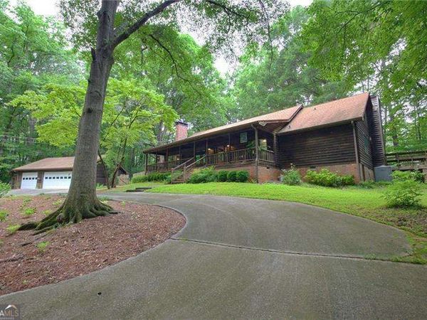 496 Carlouetta Road SW, Mableton, GA 30126