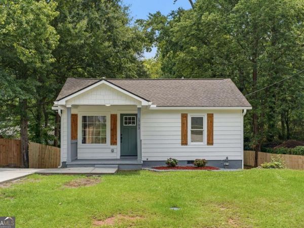 1703 Pine Street SE, Marietta, GA 30060