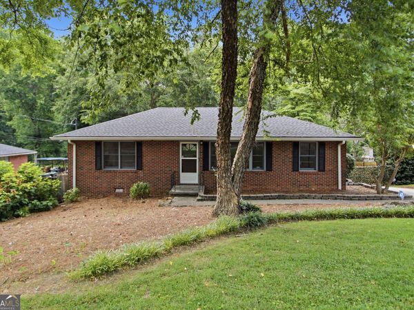 106 Larose Circle SE, Marietta, GA 30060