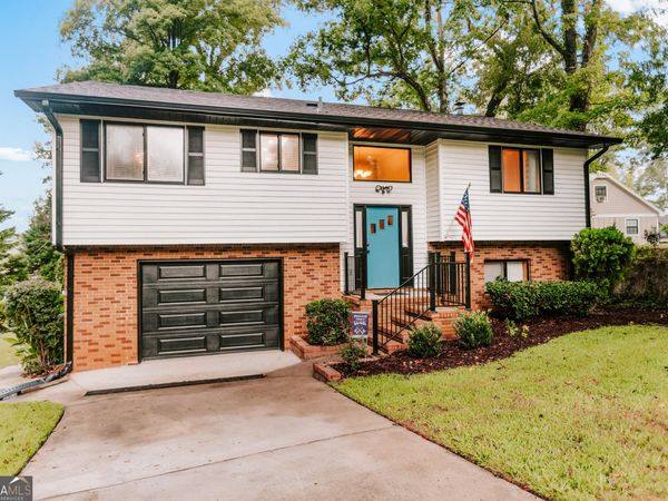 155 Honeysuckle Road NW, Milledgeville, GA 31061