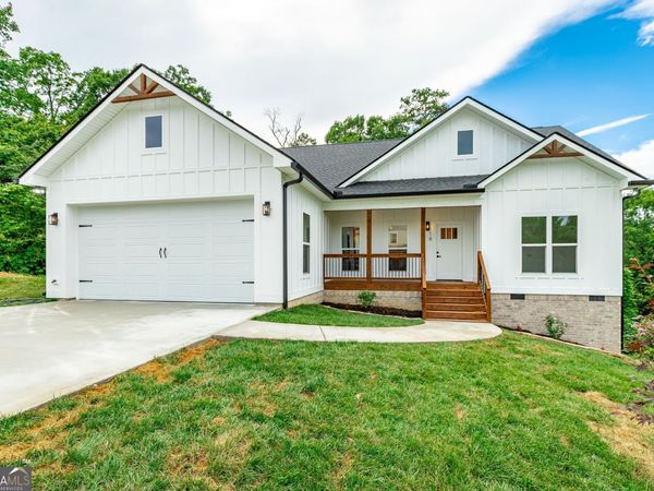 18 Battle Bluff Drive, Rossville, GA 30741