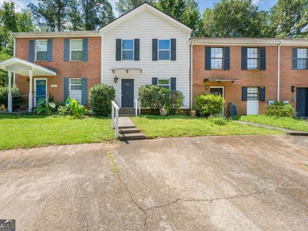 6005 Pat Mell Place SE, Smyrna, GA 30080