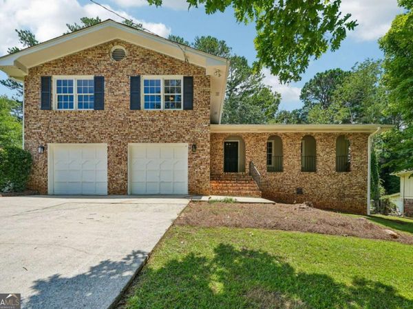 965 Dunstan Lane, Stone Mountain, GA 30083