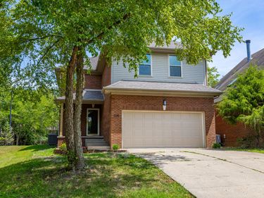 2276 Stone Garden Lane, Lexington, KY 40513