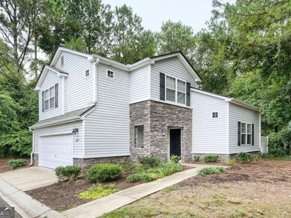 1277 W Oaks Way, Woodstock, GA 30188