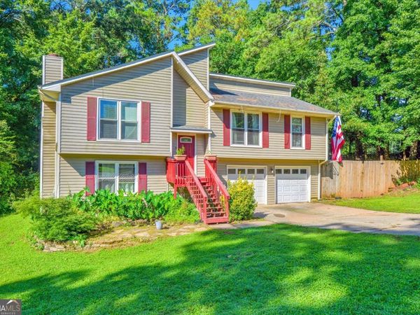 4933 Woodstream Lane NW, Acworth, GA 30102