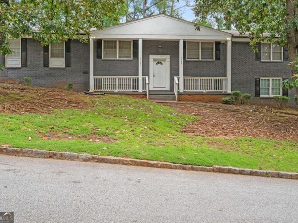 2382 Peachwood Circle NE, Unit 82A, Atlanta, GA 30345