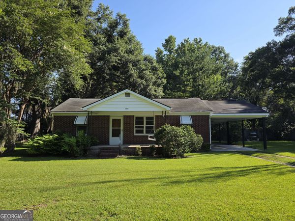 404 E Moore Street, Bloomingdale, GA 31302