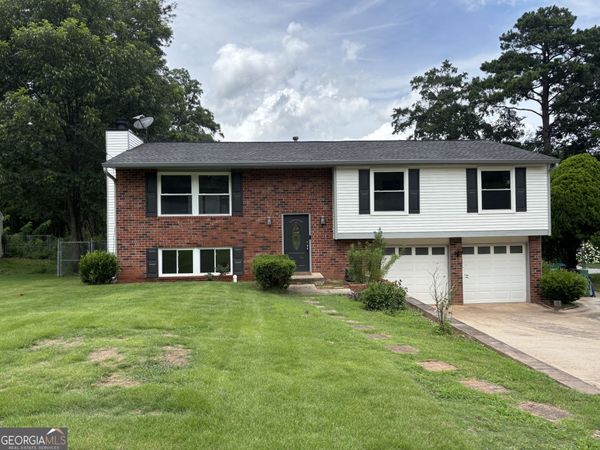 2215 Ranch Trail, Norcross, GA 30071
