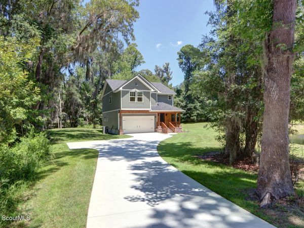 91 Sir Edward Teach Road , Midway, GA 31320