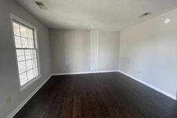 128 Braly Drive photo 4