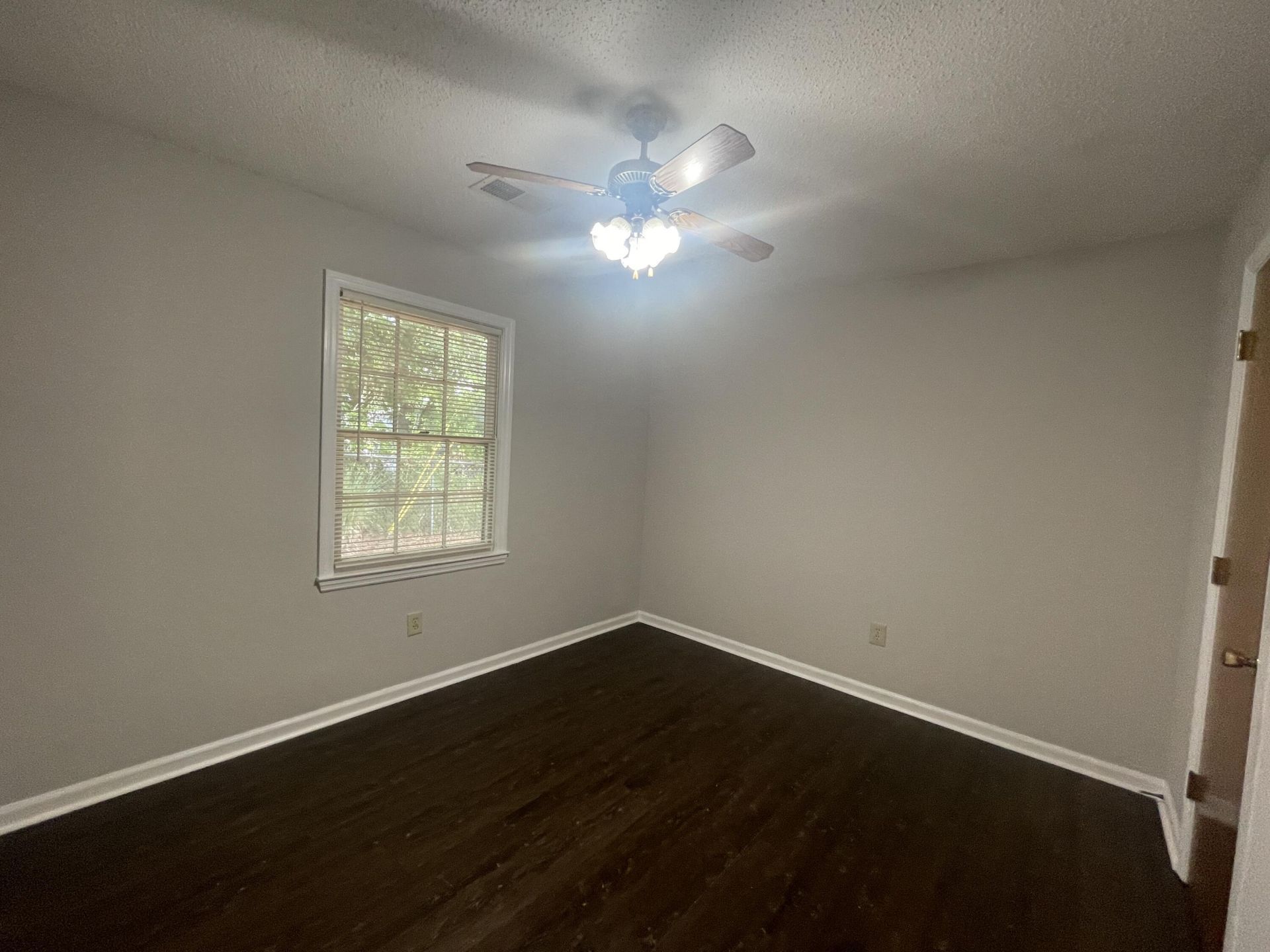 128 Braly Drive Photo 6