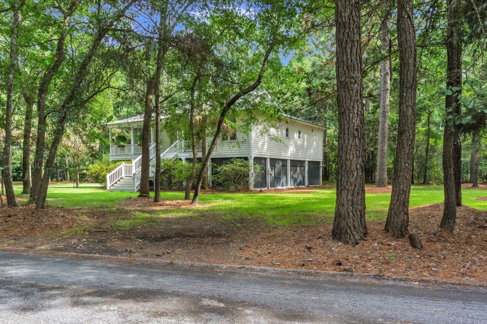 615 Romain Road Photo 13