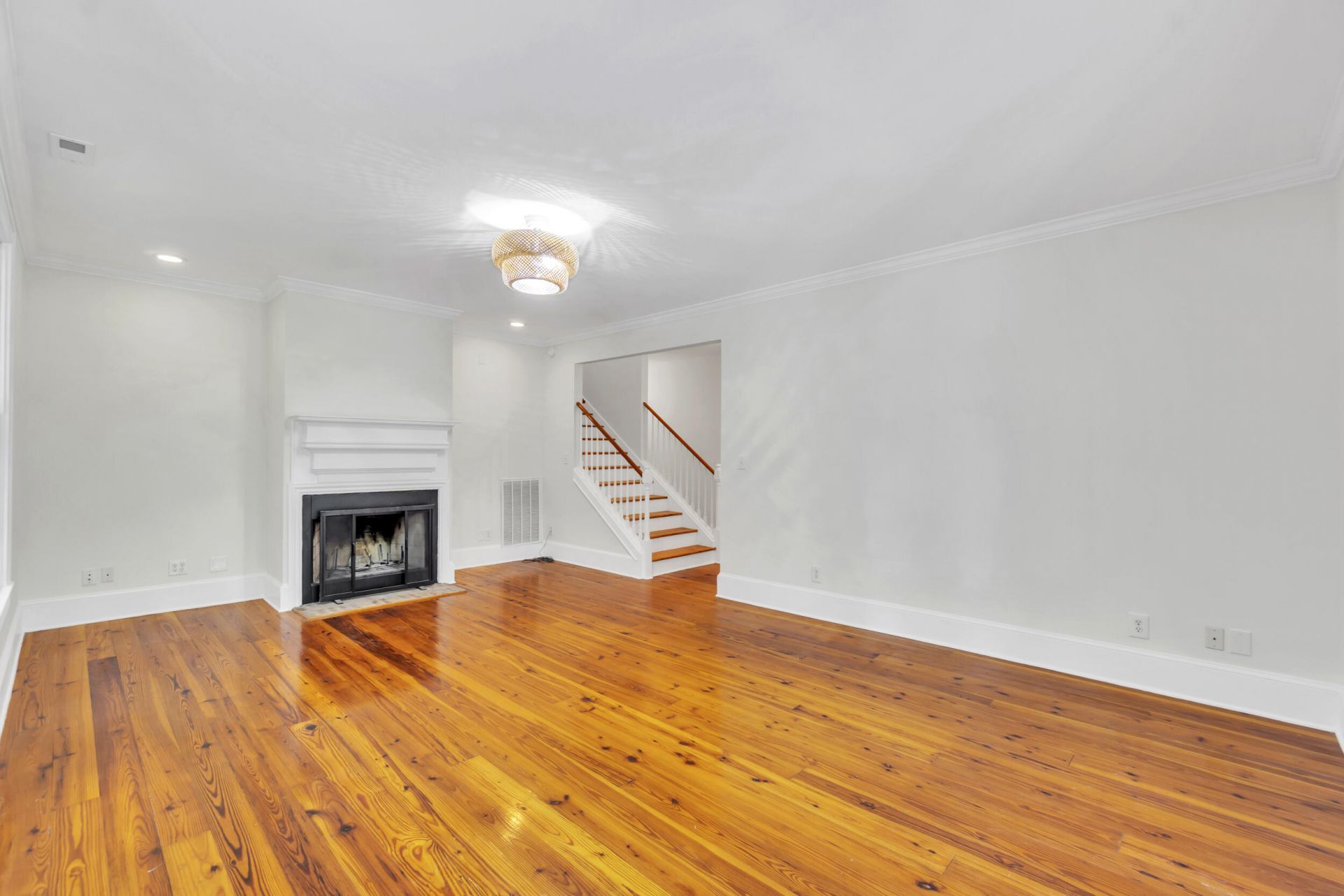 615 Romain Road Photo 37