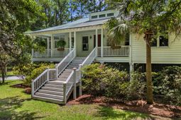 615 Romain Road photo 4