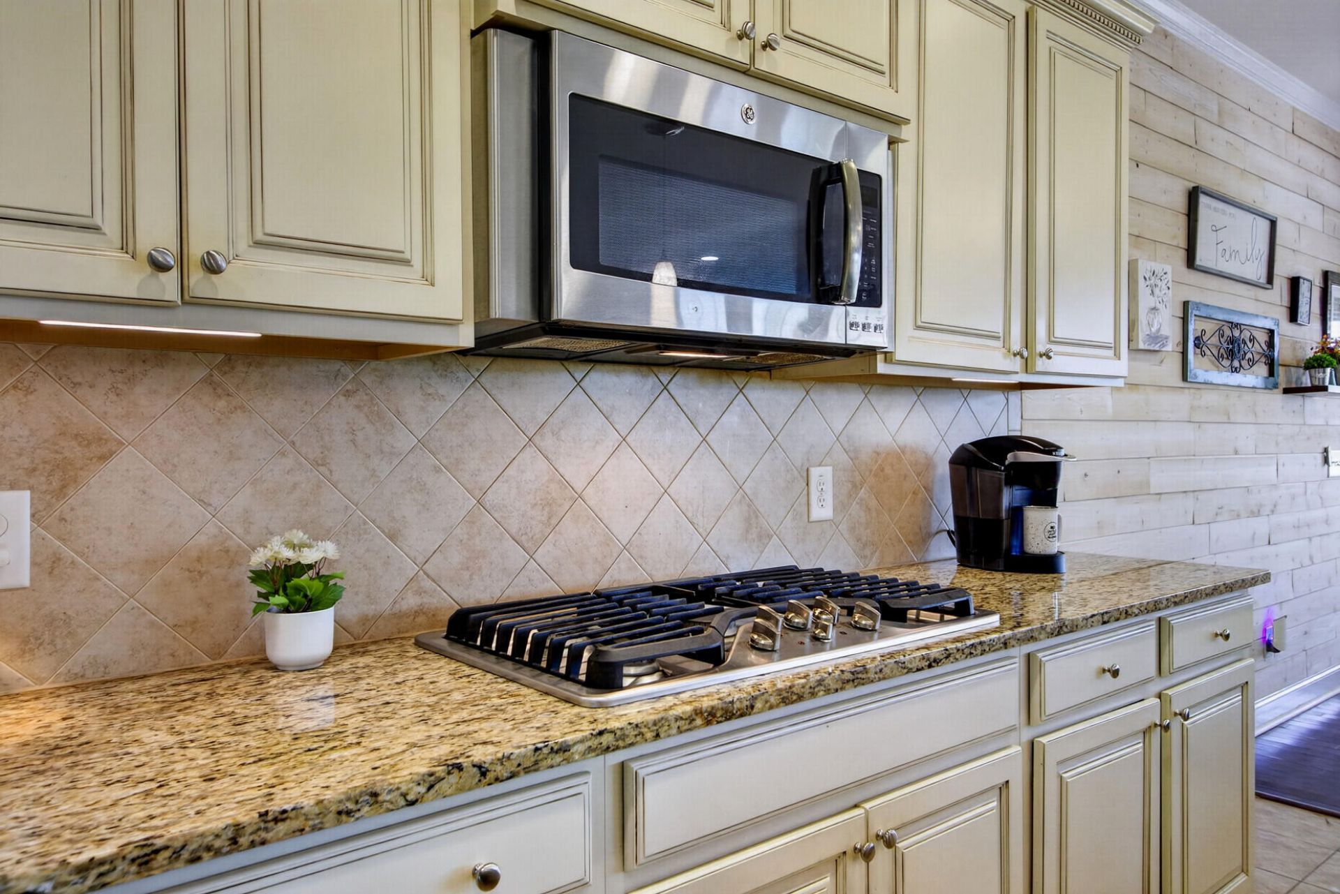 141 Lindera Preserve Boulevard Photo 22