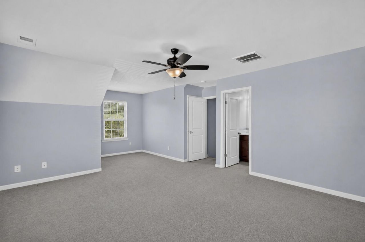 141 Lindera Preserve Boulevard Photo 26