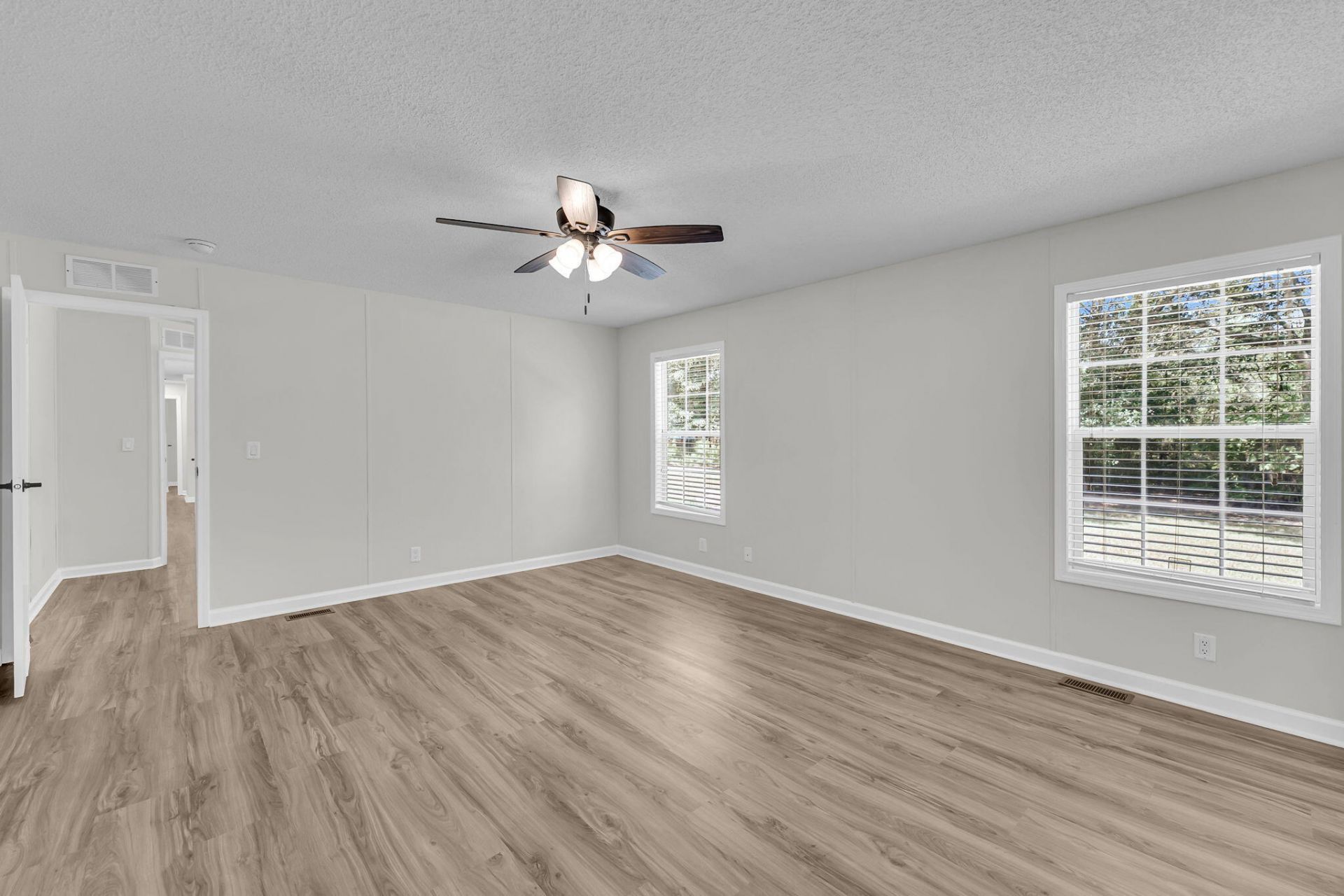 5215 Maybank Highway Photo 23