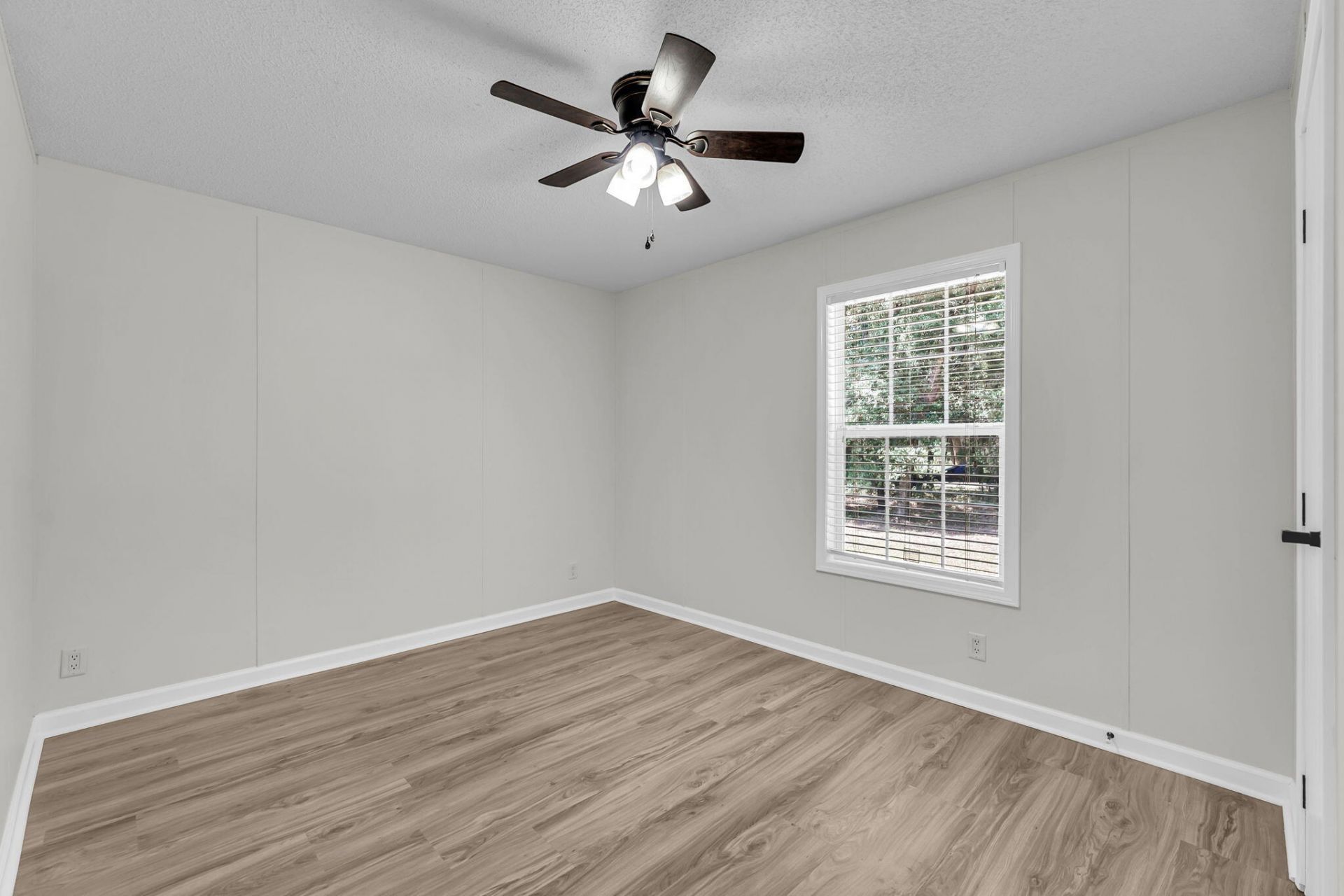 5215 Maybank Highway Photo 29