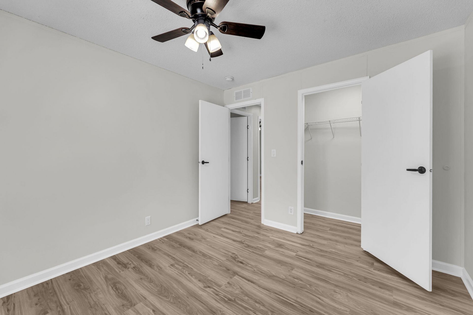5215 Maybank Highway Photo 32