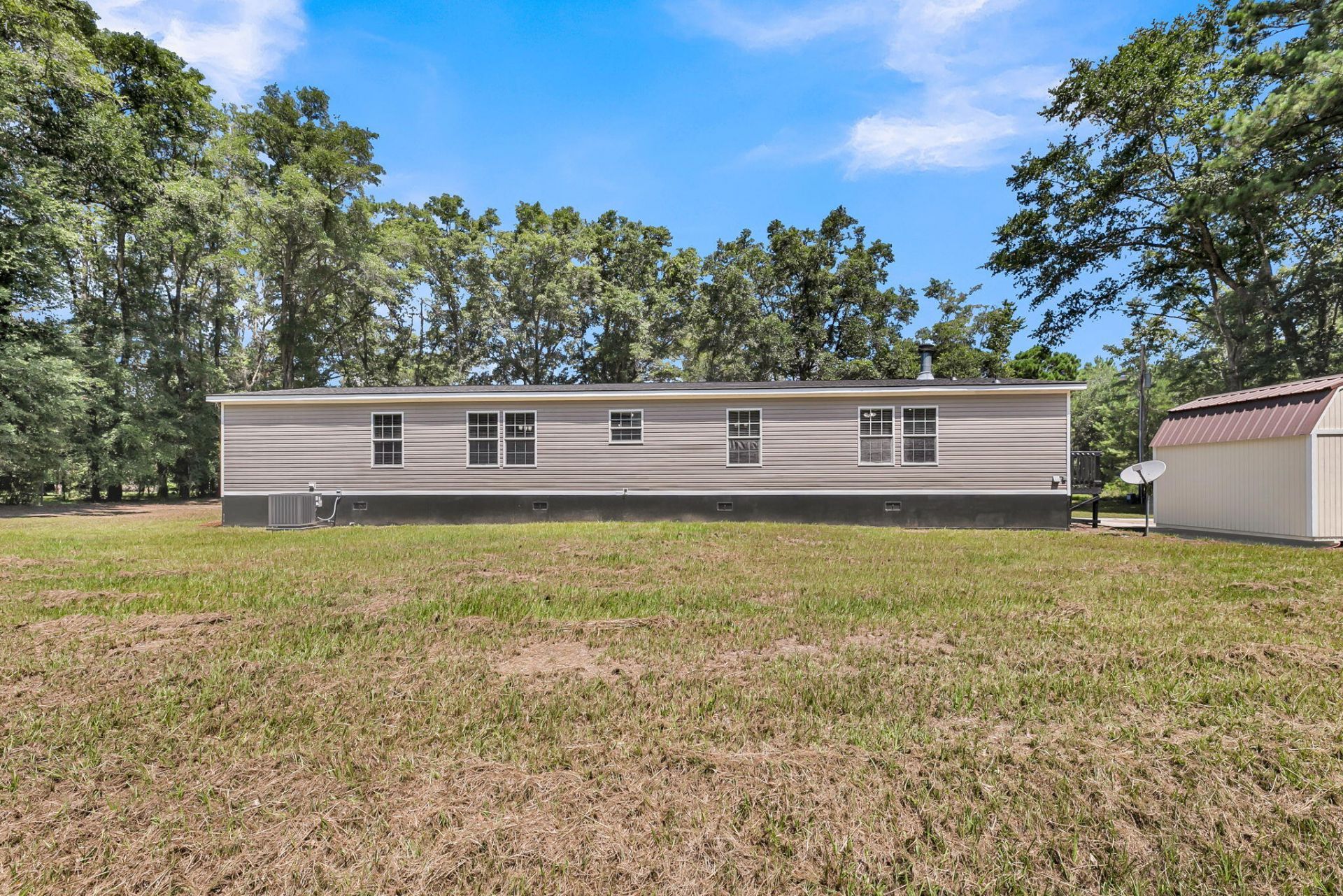 5215 Maybank Highway Photo 37