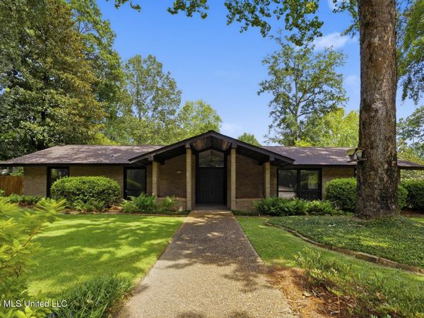 4458 Wedgewood Street, Jackson, MS 39211