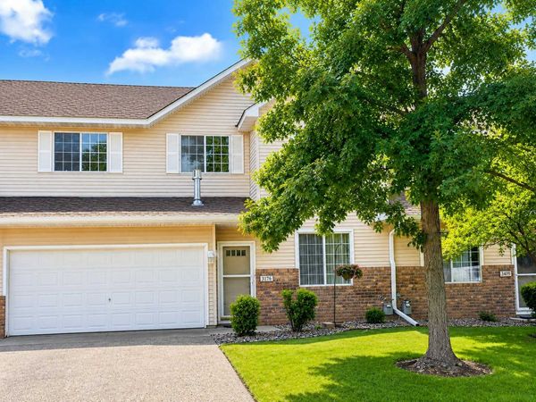 3176 Juniper Lane, Unit E, Woodbury, MN 55125