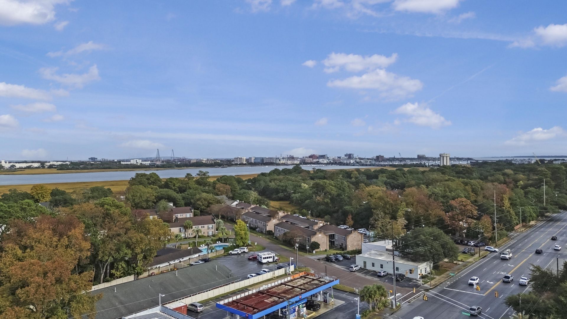 641 Saint Andrews Boulevard  Photo 4
