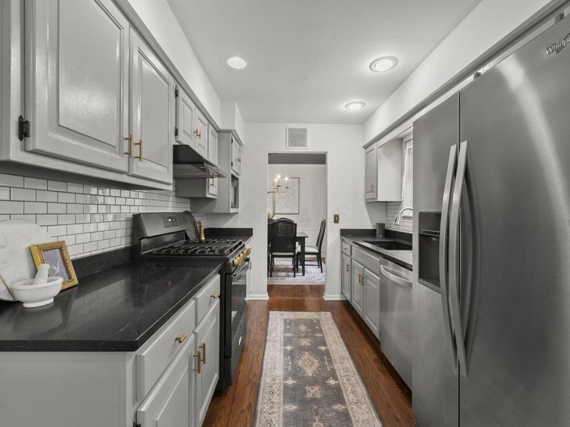 4509 Norwell Drive E, Columbus, OH 43220 Photo 6
