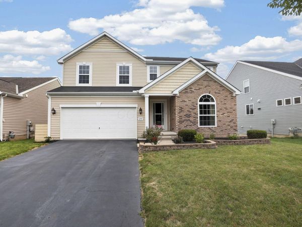 299 Dovetail Drive, Lewis Center, OH 43035