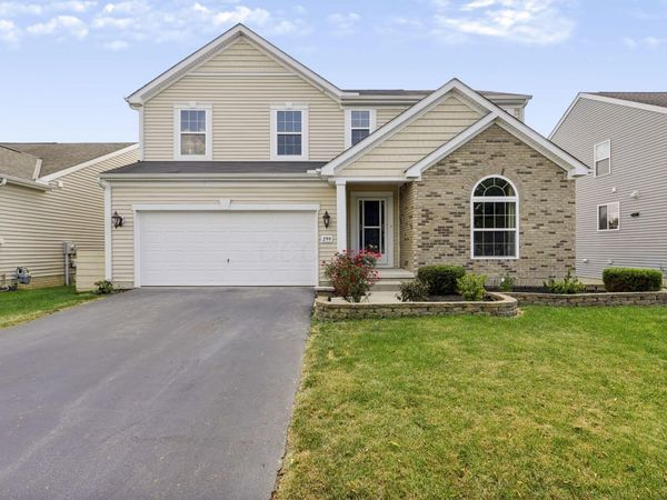 299 Dovetail Drive, Lewis Center, OH 43035