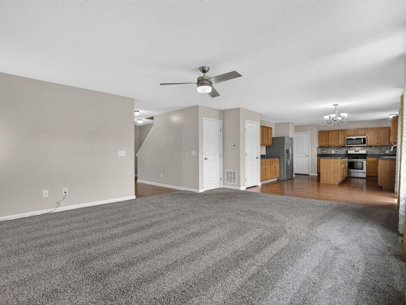 299 Dovetail Drive, Lewis Center, OH 43035 Photo 10