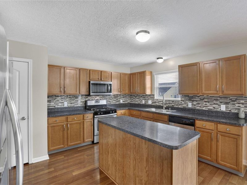 299 Dovetail Drive, Lewis Center, OH 43035 Photo 14