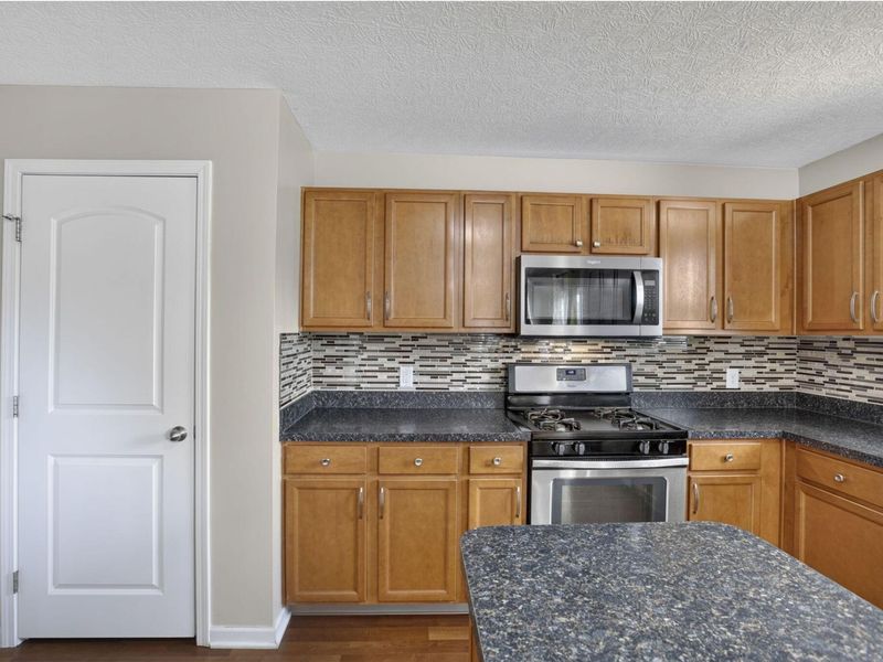 299 Dovetail Drive, Lewis Center, OH 43035 Photo 16