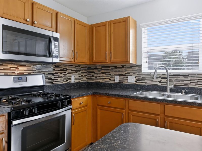 299 Dovetail Drive, Lewis Center, OH 43035 Photo 17
