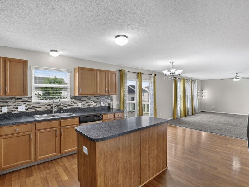 299 Dovetail Drive, Lewis Center, OH 43035 Photo 18