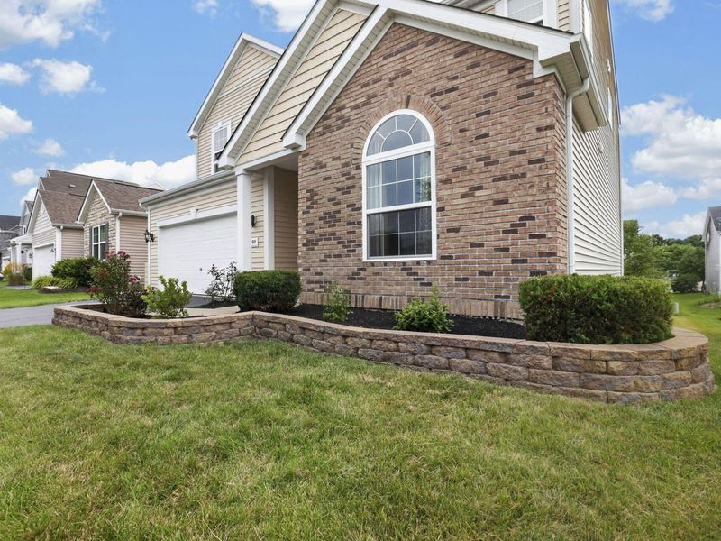 299 Dovetail Drive, Lewis Center, OH 43035 Photo 4