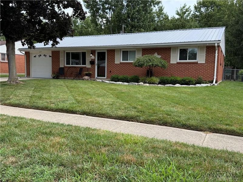 217 Drina Avenue, New Lebanon, OH 45345 Photo 2