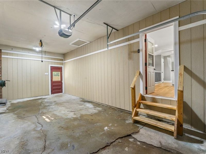 2435 Canfield Road, Youngstown, OH 44511 Photo 20