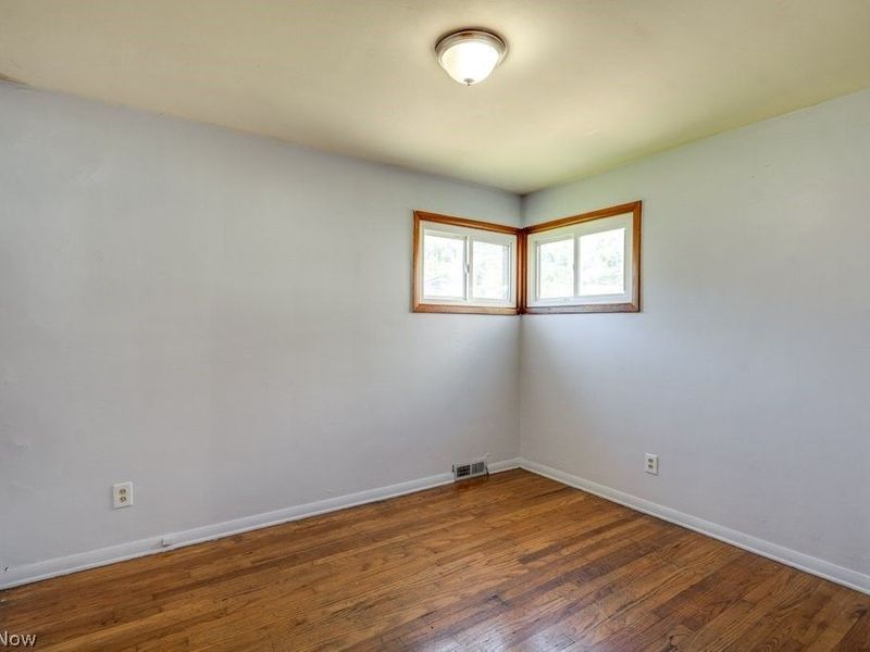 12211 Woodward Boulevard , Garfield Heights, OH 44125 Photo 15