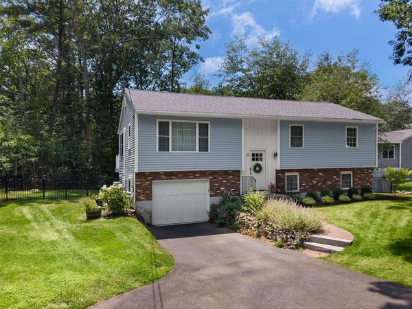 19 Sheru Lane , York, ME 03909
