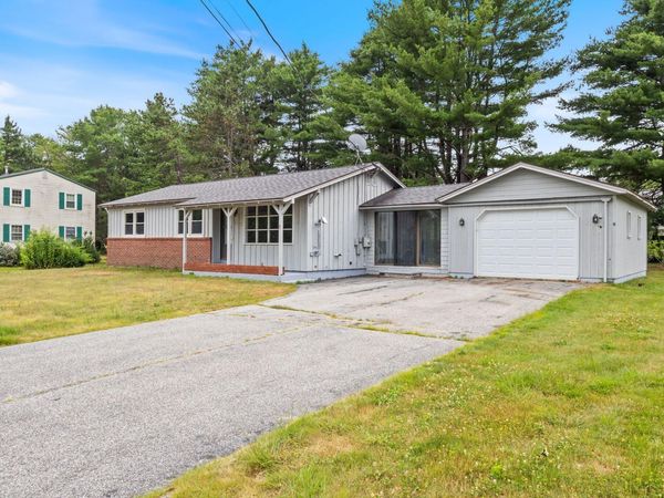 8 Elaine Drive , Brunswick, ME 04011