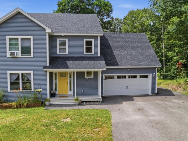 3 Lieutenants Drive , Windham, ME 04062