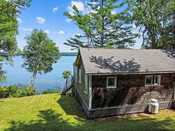 44 Pine Drive , Vassalboro, ME 04989
