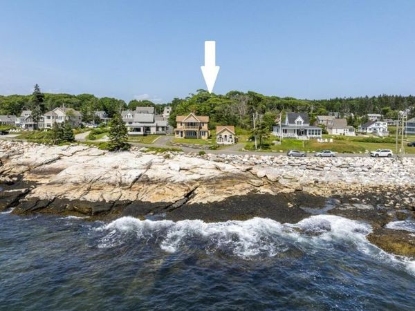 113 Shore Road , Boothbay, ME 04544