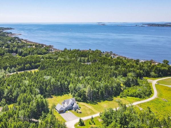 41 Jamesey Court , Bristol, ME 04554