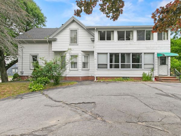 29 Orange Street , Lewiston, ME 04240