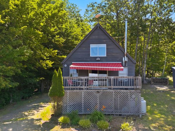 29 Griffin Mountain Road, New Vineyard, ME 04956